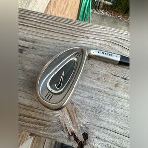 Nike Golf Steel Junior 7 Iron Graphite Shaft RH Club